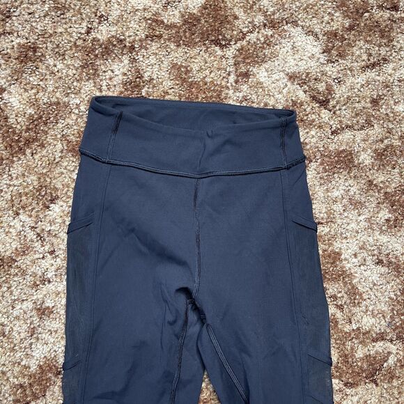 Lululemon Leggings Women’s Size 2 See Through Sides - Picture 3 of 10